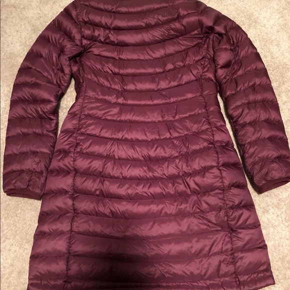 The North Face Long Burgundy Jacket S/P - Picture 2 of 8